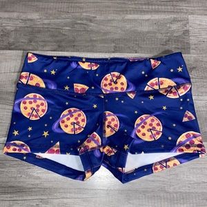Fleo Pizza Planet shorts